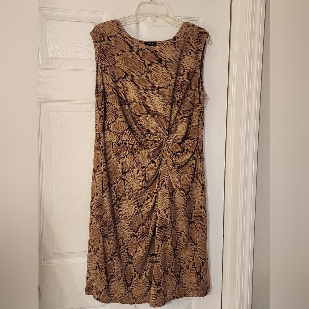 Snakeprint midi dress